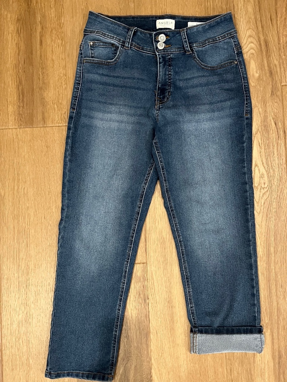 Angels cropped jeans size 8/29